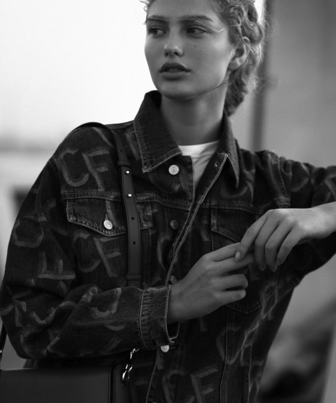 DORIT REVELIS